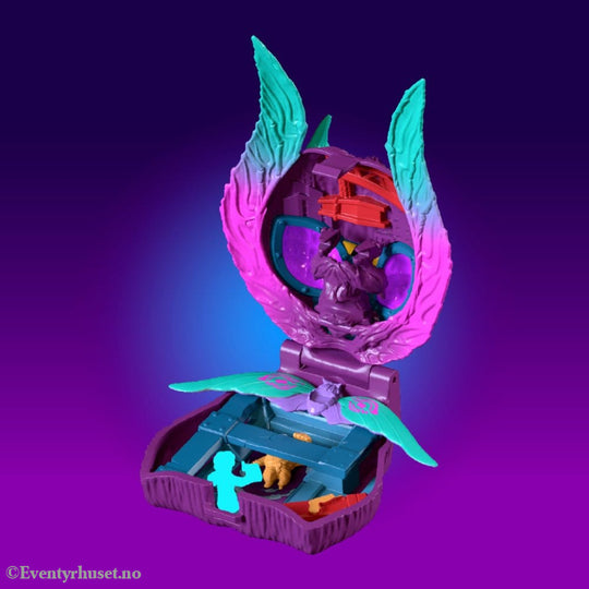 Rover Robin Plastic Model Kit Shoots Down Mothman Manga & Anime