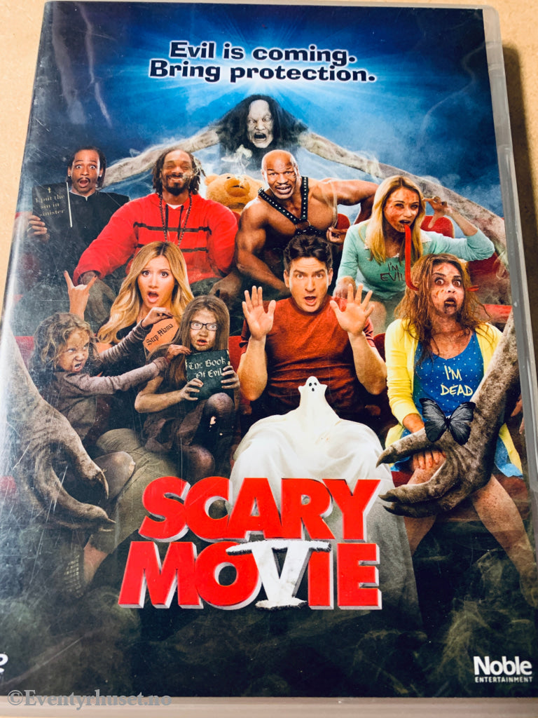 Scary Movie V. DVD.