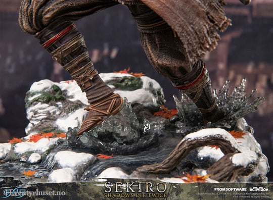 Sekiro: Shadows Die Twice Statue Sekiro 32 cm Collectibles
