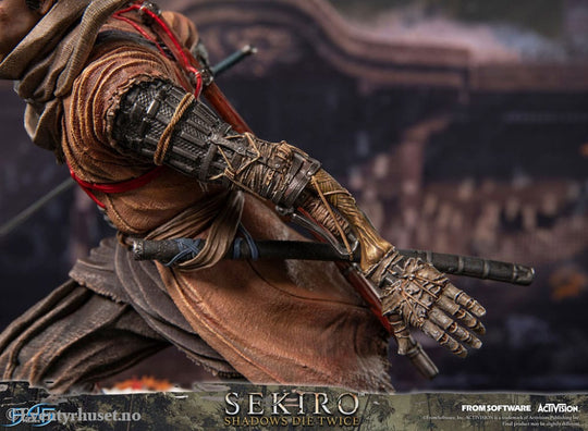 Sekiro: Shadows Die Twice Statue Sekiro 32 cm Collectibles
