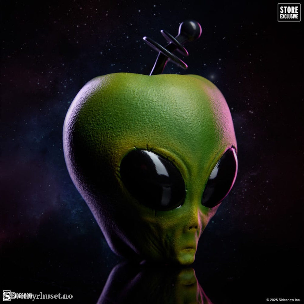 Sideshow Originals Apple Replica Alien Apple (Green Variant) 11 cm Collectibles