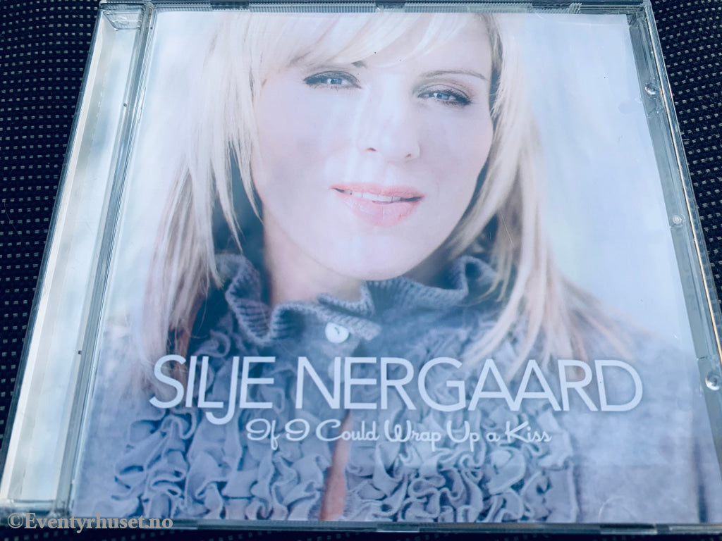 Silje Negaard. 2010. If I Could Wrap Up A Kiss. Cd. Cd