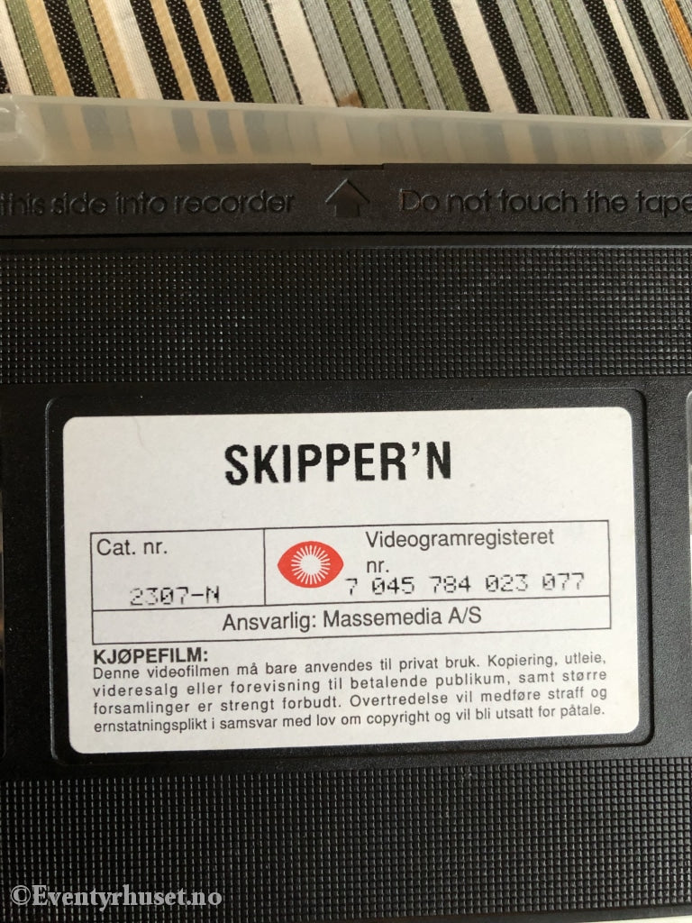 Skippern. Olivia I Hæren. 1989. Vhs. Vhs