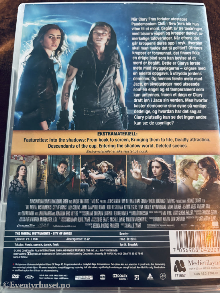 Skyggejegerne: Demonenes By (2013). DVD.