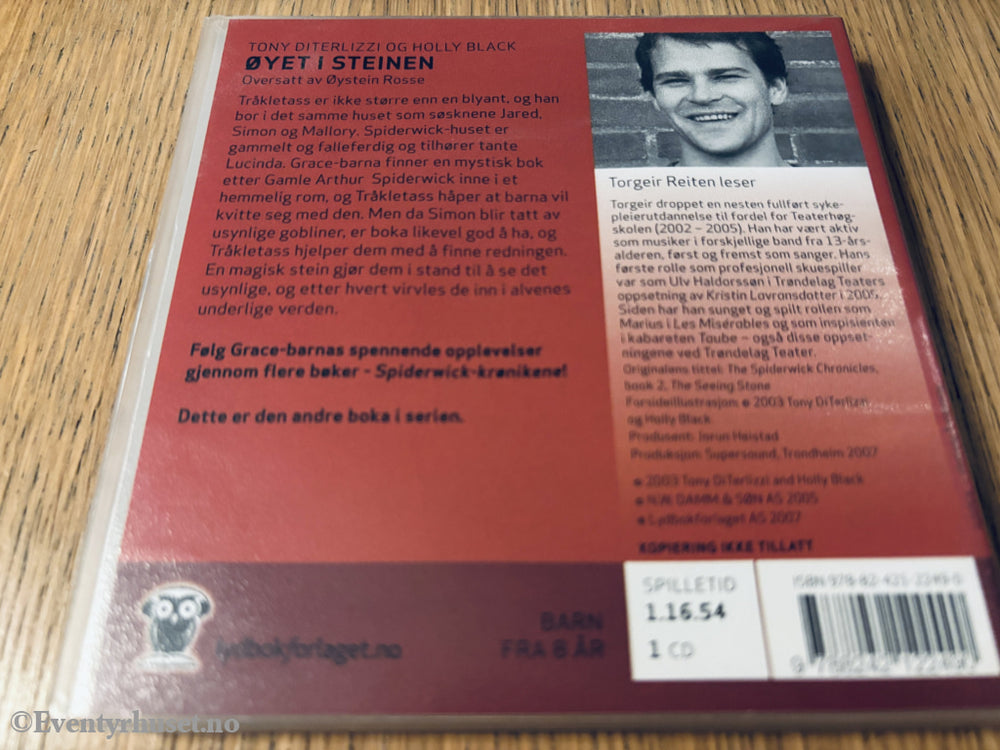 Spiderwick-krønikene: Øyet i steinen. 2004. Lydbok på CD.