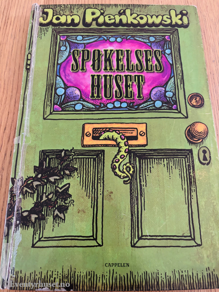 Spøkelseshuset / The Haunted House (1987). Slitt og teipet rygg!