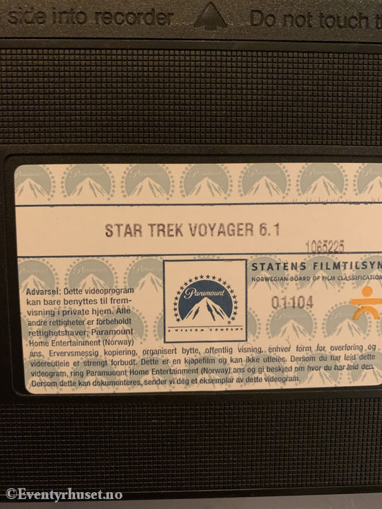 Star Trek Voyager 6.1. 1999. Vhs. Vhs