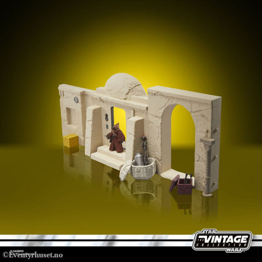 Star Wars Episode IV Vintage Collection Playset Streets of Mos Eisley with Jawa Action Figure Toys