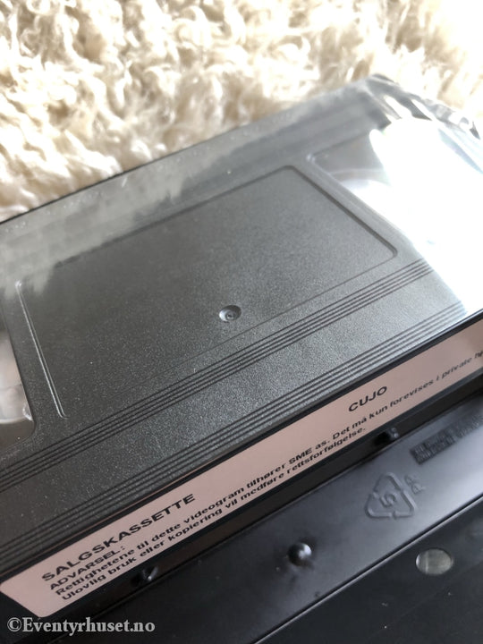 Stephen Kings Cujo. 1983. Vhs. Vhs