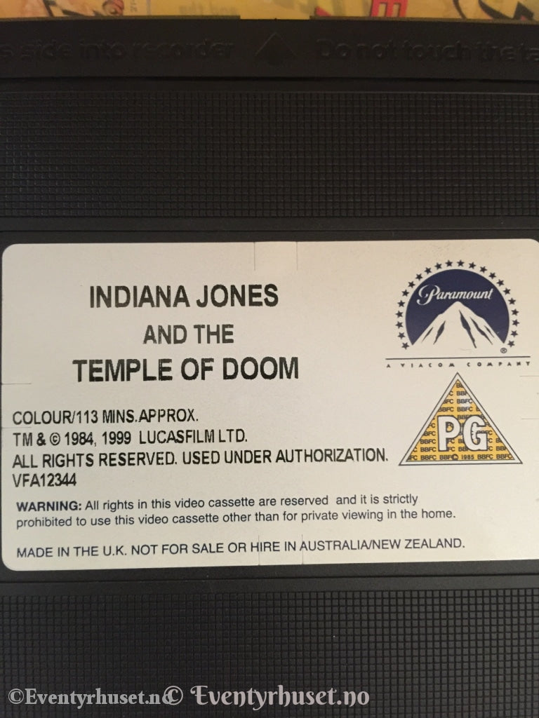 Steven Spielberg. 1984/99. Indiana Jones And The Temple Of Doom. Vhs. Vhs