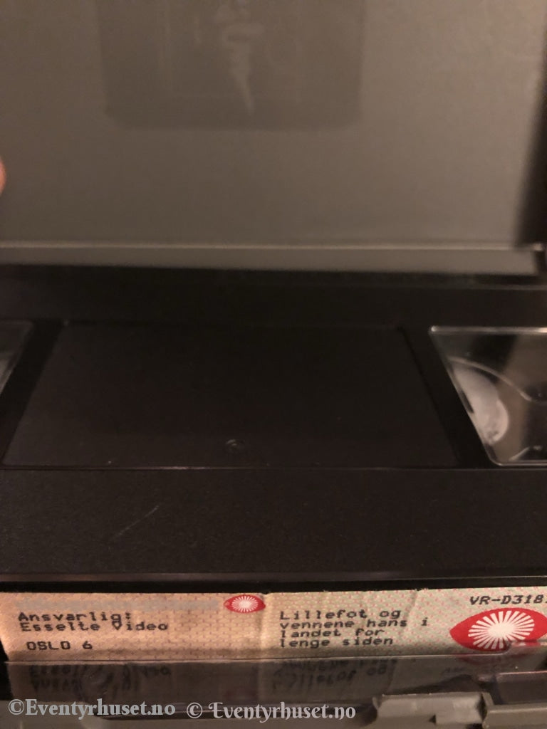 Steven Spielberg. Lillefot Og Vennene Hans. 1988. Vhs Big Box.