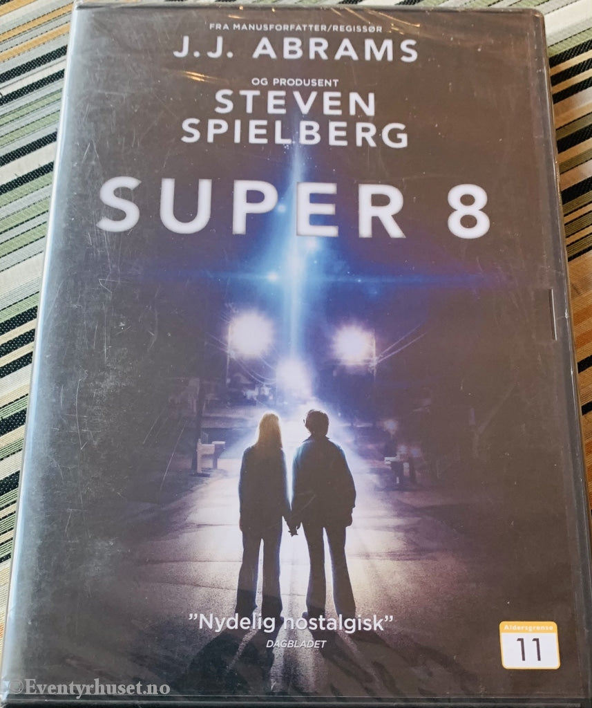 Steven Spielbergs Super 8. Dvd Ny I Plast!