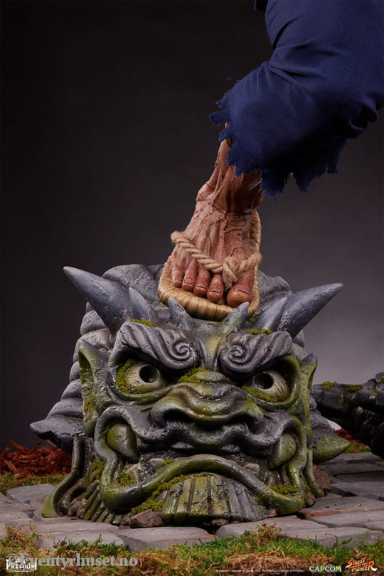 Street Fighter Statue 1/2 Akuma 107 cm Collectibles