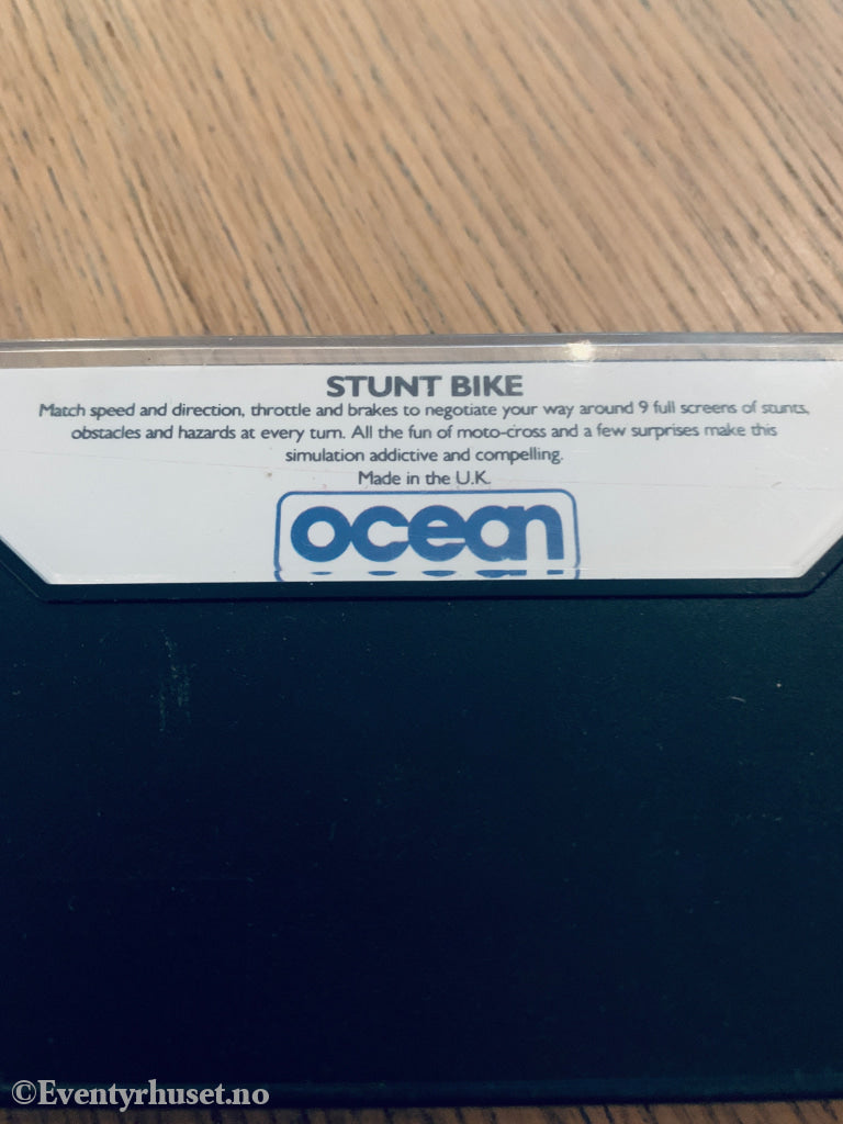 Stunt Bike (1984). Commodore 64 (C64) spill solgt i Norge!