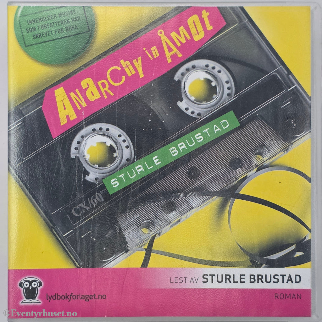 Sturle Brustad.  Anarchy in Åmot . Lydbok på CD.