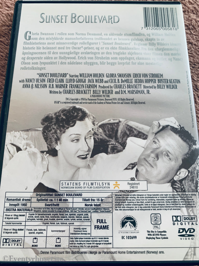 Sunset Boulevard (1950). DVD.