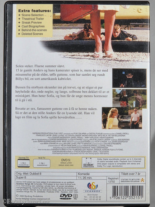 Super 8 (2001). DVD.