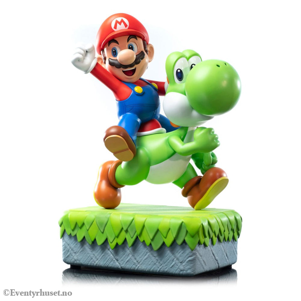 Super Mario Statue Mario & Yoshi 48 cm Collectibles