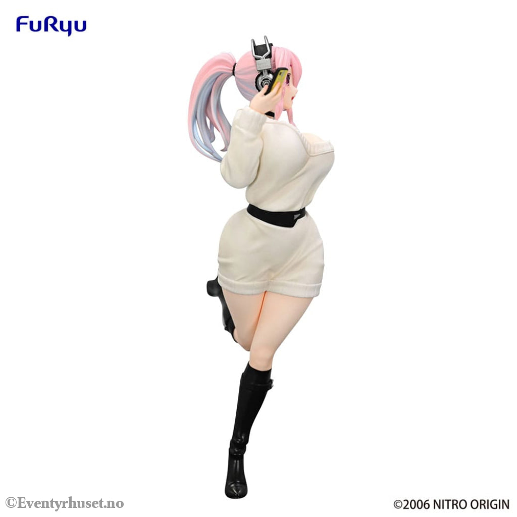 Super Sonico Trio-Try-iT PVC Statue Winter Memory Ver. 21 cm Manga & Anime