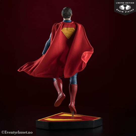 Superman (2025) DC Direct 1/6 Statue Superman 35 cm Toys