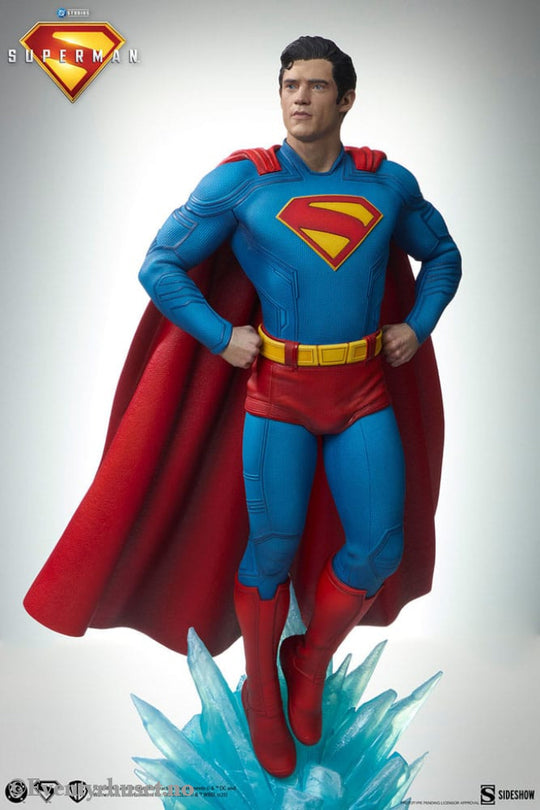 Superman (2025) Premium Format Statues Superman 61 cm & Krypto 23 cm Bundle (2) Collectibles