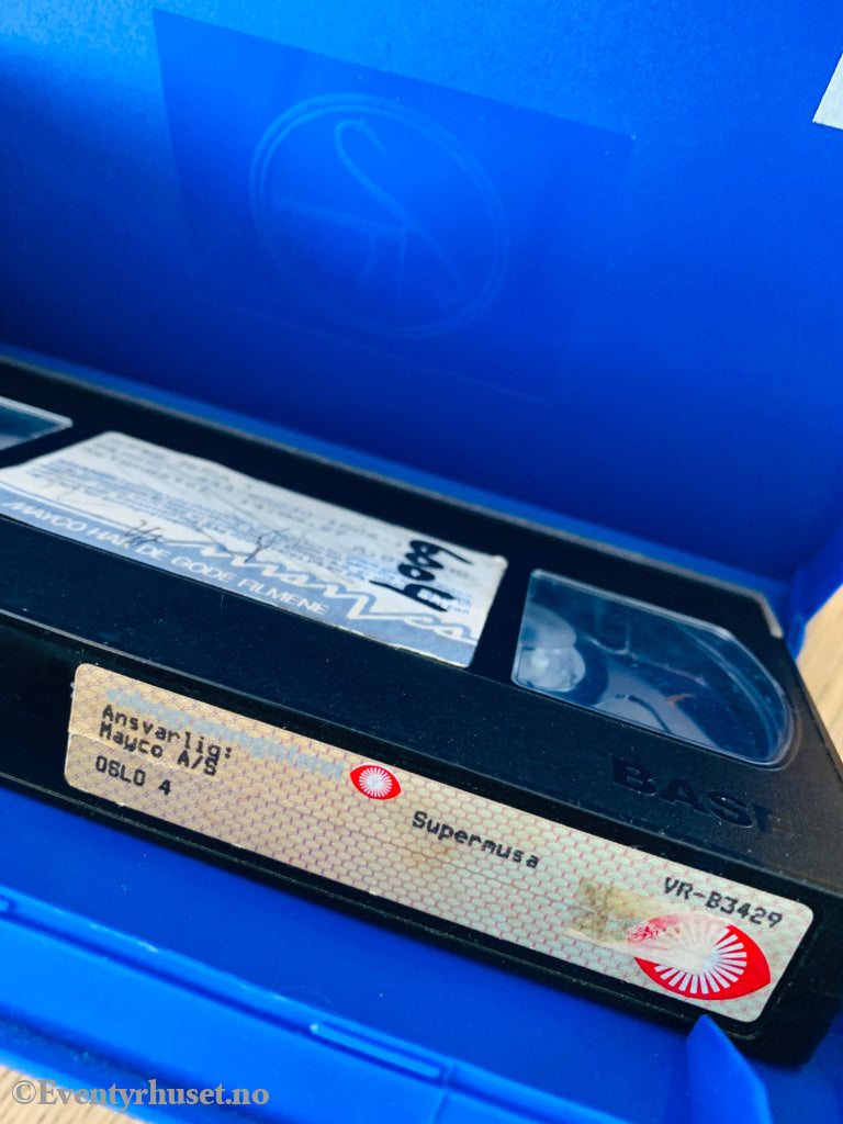 Supermusa på nye eventyr. Del 1. VHS Big Box. VHS Big Box