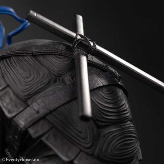 Teenage Mutant Ninja Turtles Art Scale Statue 1/10 Leonardo Black and White Variant 26 cm exclusive Collectibles
