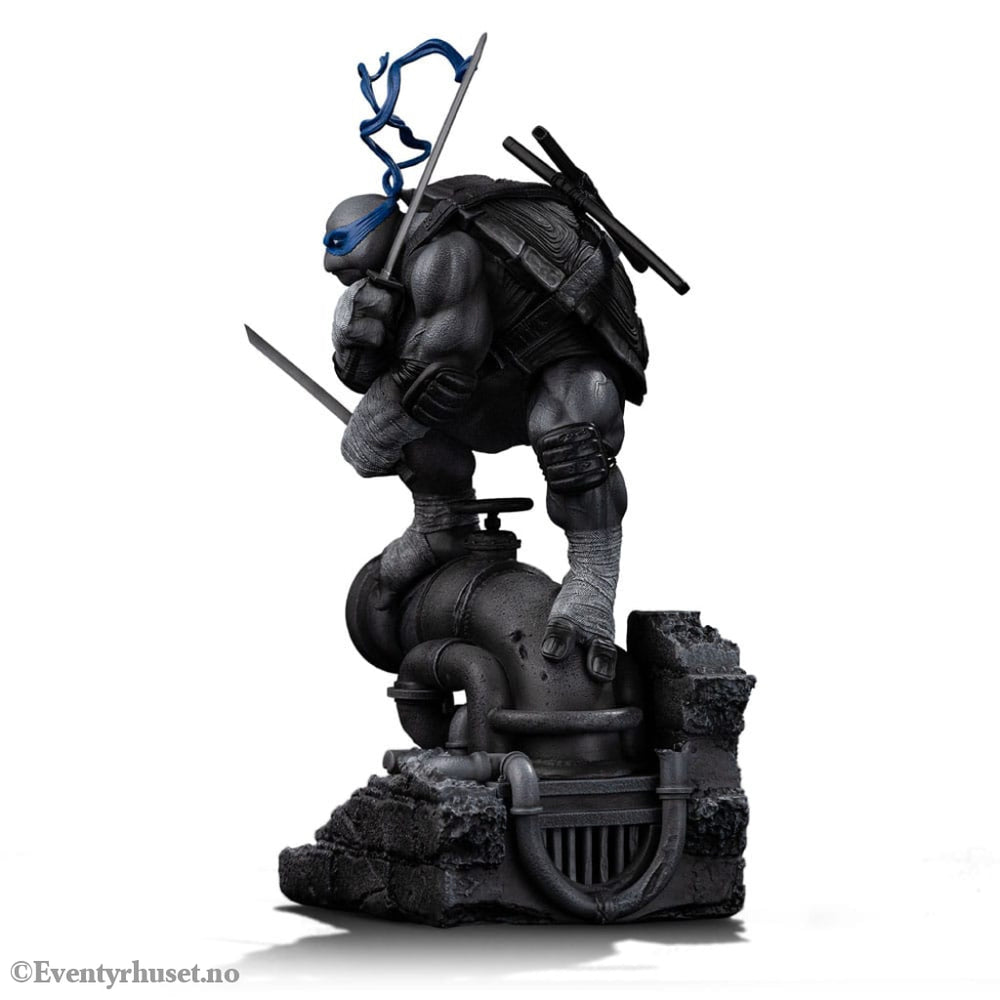 Teenage Mutant Ninja Turtles Art Scale Statue 1/10 Leonardo Black and White Variant 26 cm exclusive Collectibles