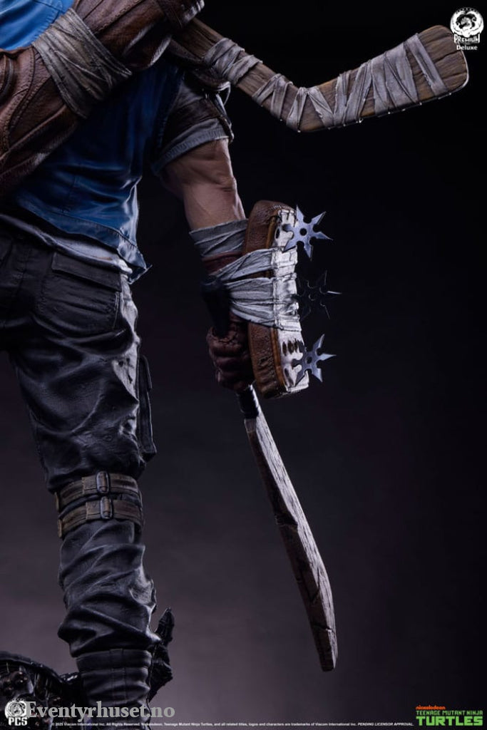 Teenage Mutant Ninja Turtles Legends Statue 1/3 Casey Jones Deluxe Edition 65 cm Collectibles