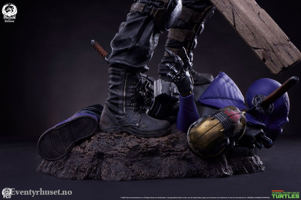 Teenage Mutant Ninja Turtles Legends Statue 1/3 Casey Jones Deluxe Edition 65 cm Collectibles