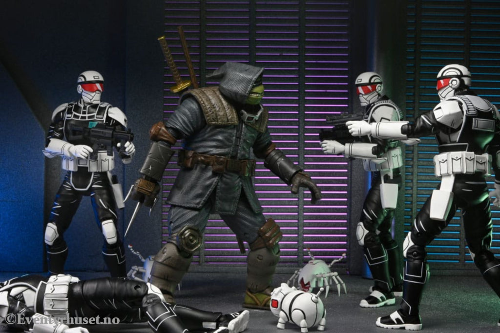 Teenage Mutant Ninja Turtles (The Last Ronin) Action Figure Synja Commando with Mousers 18 cm Toys