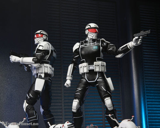 Teenage Mutant Ninja Turtles (The Last Ronin) Action Figure Synja Commando with Mousers 18 cm Toys