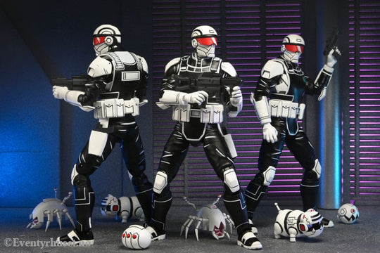 Teenage Mutant Ninja Turtles (The Last Ronin) Action Figure Synja Commando with Mousers 18 cm Toys