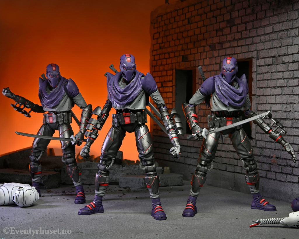 Teenage Mutant Ninja Turtles: The Last Ronin Action Figure Ultimate Foot Bot 18 cm. Mint In Sealed Box (MISB)!