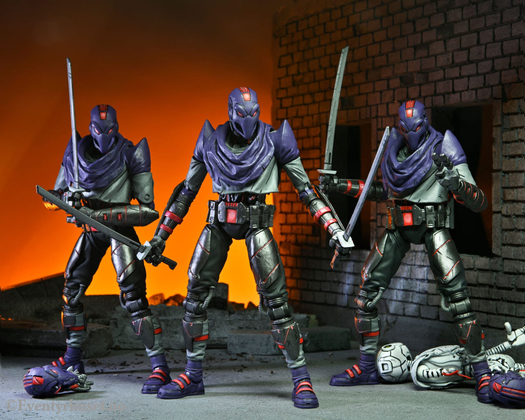 Teenage Mutant Ninja Turtles: The Last Ronin Action Figure Ultimate Foot Bot 18 cm. Mint In Sealed Box (MISB)!