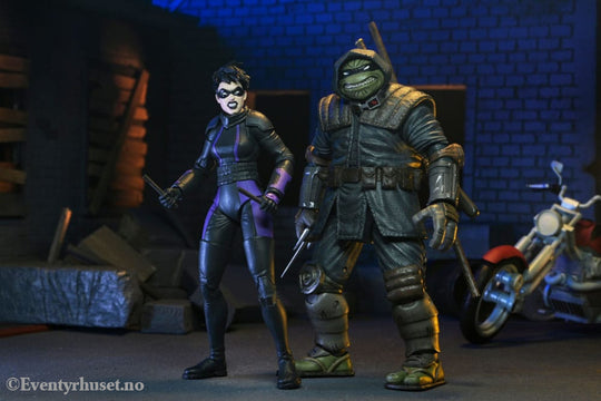 Teenage Mutant Ninja Turtles (The Last Ronin The Lost Years) Action Figure Casey Marie with Last Ronin Motorcycle 18 cm