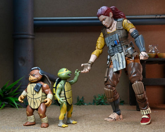 Teenage Mutant Ninja Turtles (The Last Ronin The Lost Years) Action Figure Grammy April with Baby Yi & Moja 18 cm Toys