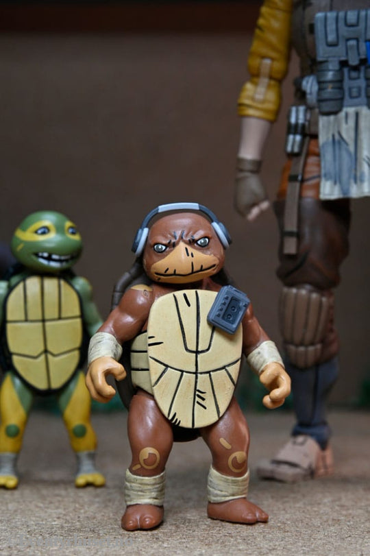Teenage Mutant Ninja Turtles (The Last Ronin The Lost Years) Action Figure Grammy April with Baby Yi & Moja 18 cm Toys