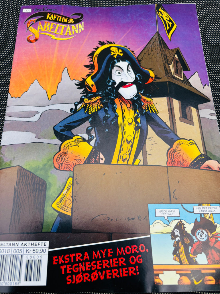 Terje Formoe. Kaptein Sabeltann. 2013/05. Tegneserieblad. Tegneserieblad