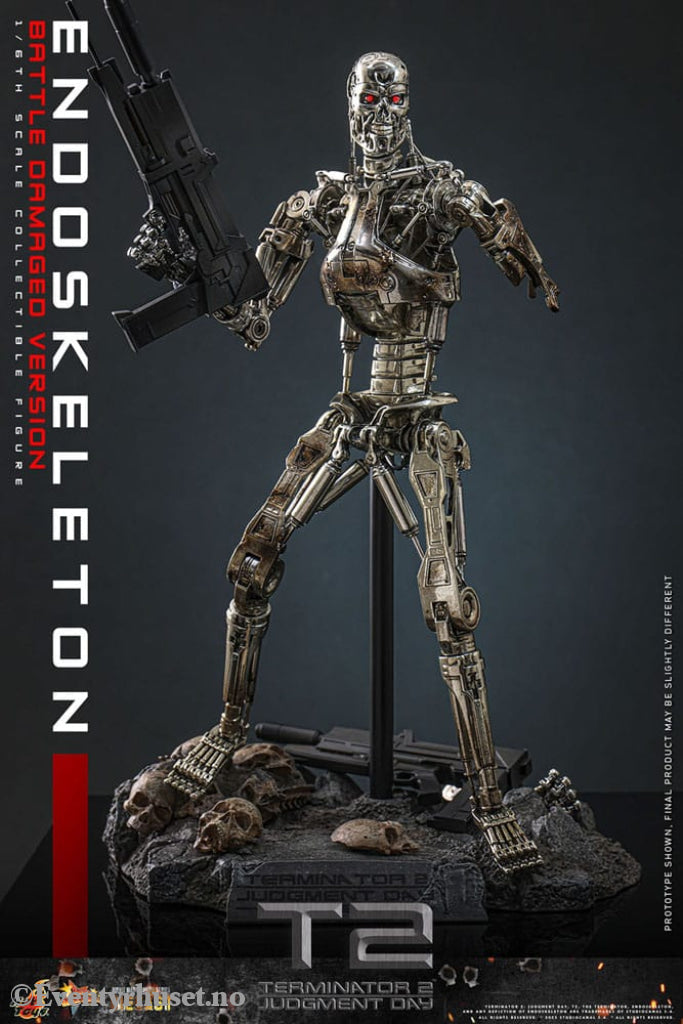 Terminator 2: Judgment Day Movie Masterpiece Die-cast Action Figure 1/6 Endoskeleton (Battle Damaged Version) 31 cm Toys