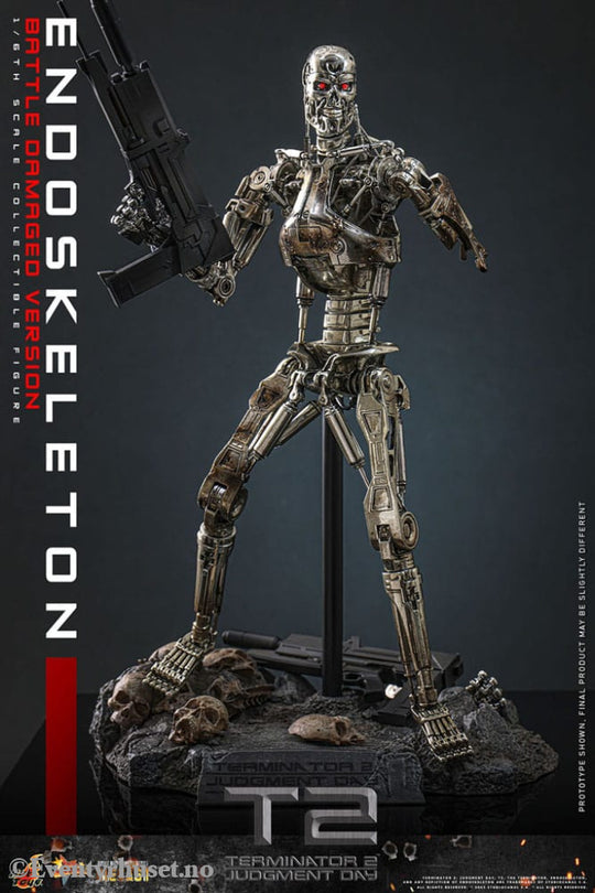 Terminator 2: Judgment Day Movie Masterpiece Die-cast Action Figure 1/6 Endoskeleton (Battle Damaged Version) 31 cm Toys