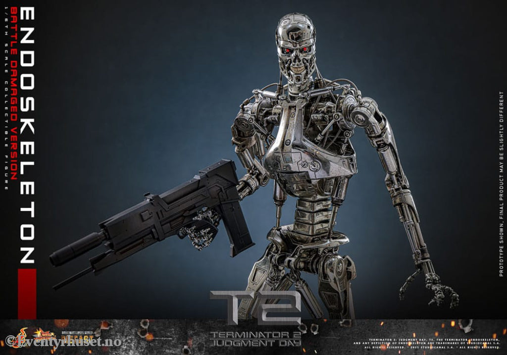 Terminator 2: Judgment Day Movie Masterpiece Die-cast Action Figure 1/6 Endoskeleton (Battle Damaged Version) 31 cm Toys
