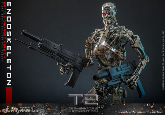 Terminator 2: Judgment Day Movie Masterpiece Die-cast Action Figure 1/6 Endoskeleton (Battle Damaged Version) 31 cm Toys
