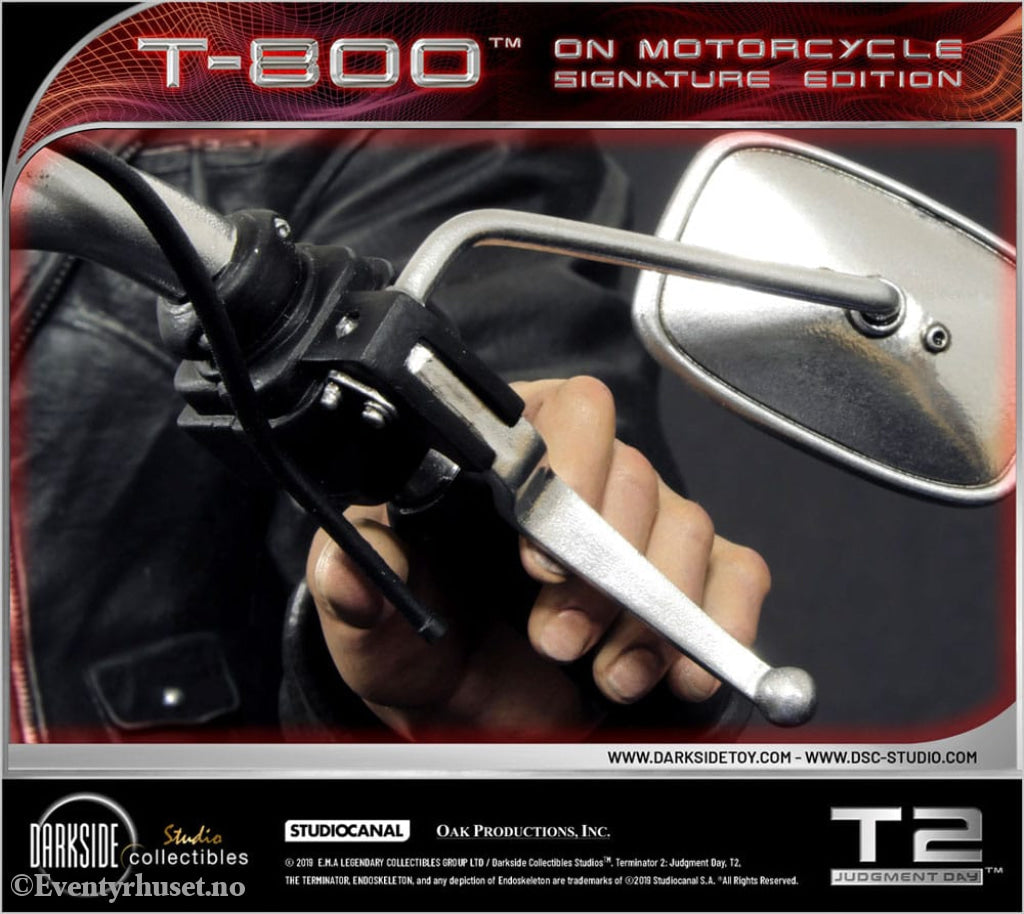 Terminator 2 Statue T-800 On Motorcycle Limited Signature Edition 70 cm Collectibles