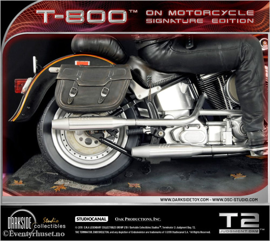 Terminator 2 Statue T-800 On Motorcycle Limited Signature Edition 70 cm Collectibles
