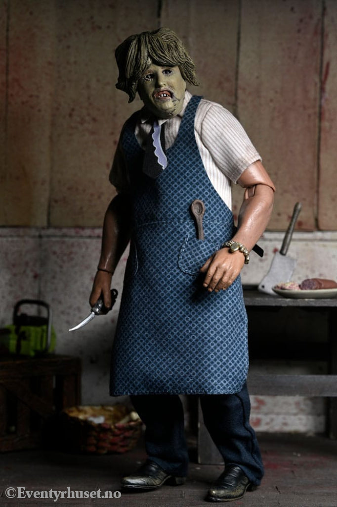 Texas Chainsaw Massacre Clothed Action Figure Leatherface with Old Lady Mask 20 cm Toys