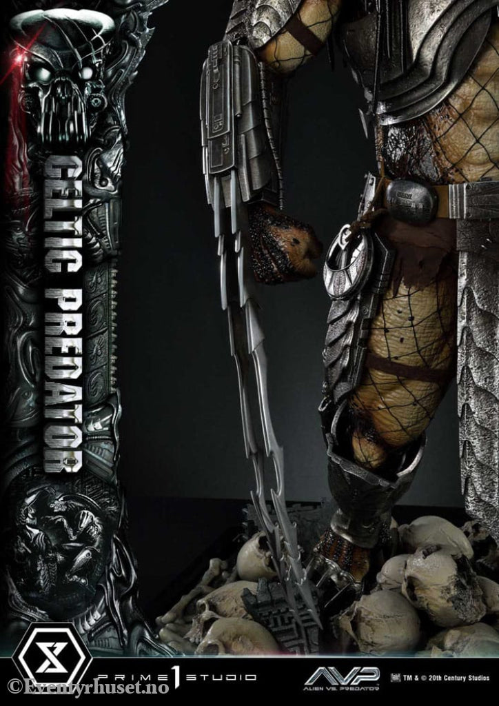 The Alien vs. Predator Museum Masterline Series Statue 1/3 Celtic Predator 95 cm Collectibles