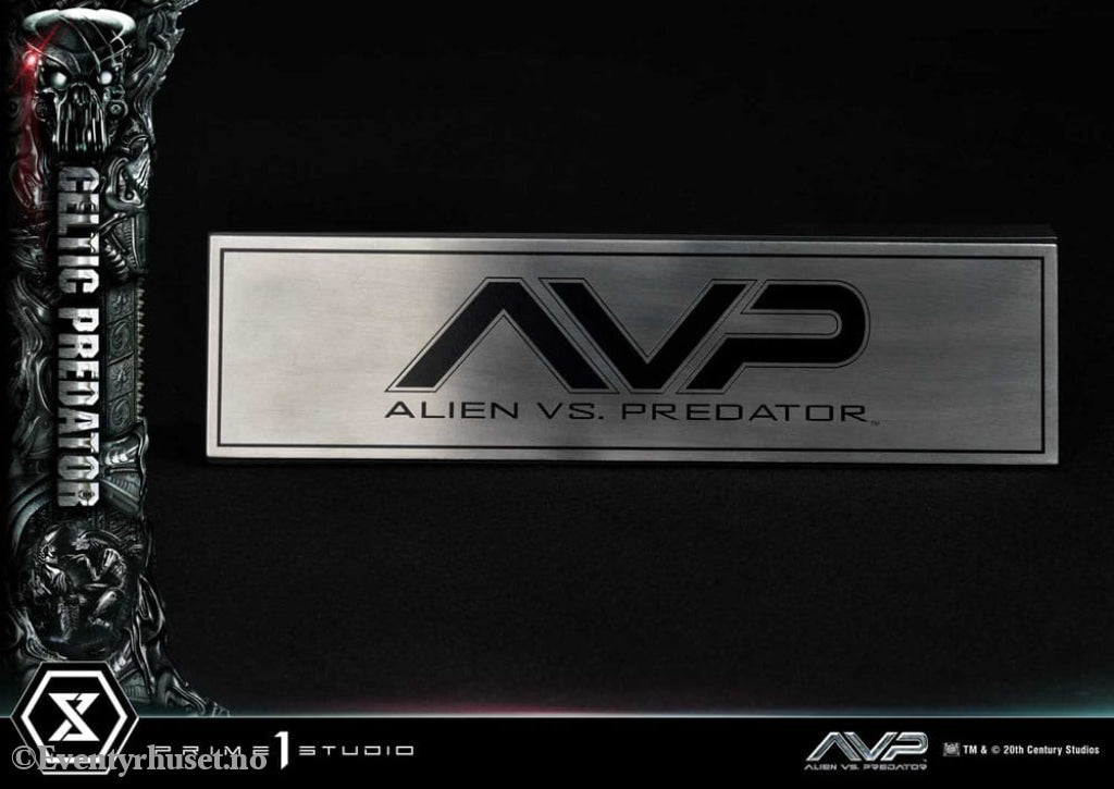 The Alien vs. Predator Museum Masterline Series Statue 1/3 Celtic Predator 95 cm Collectibles