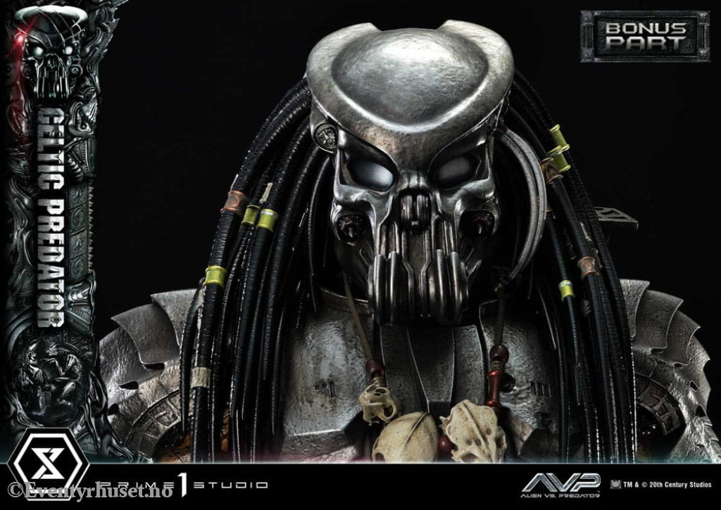 The Alien vs. Predator Museum Masterline Series Statue 1/3 Celtic Predator Bonus Ver. 95 cm Collectibles