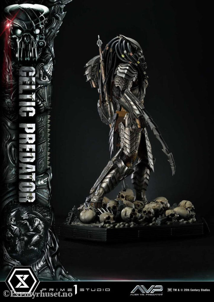 The Alien vs. Predator Museum Masterline Series Statue 1/3 Celtic Predator Bonus Ver. 95 cm Collectibles